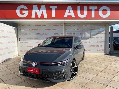 Usata VW Golf VIII GTI 265 CV (194 kW) 2025 Grigio scuro Berlina