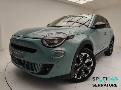 Usata Fiat 600 La Prima 100 CV (73 kW) 2025 Blu SUV