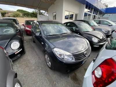 Usata Dacia Sandero 75 CV (55 kW) 2012 Grigio Utilitaria