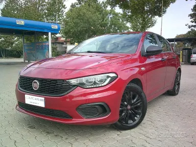 Usata Fiat Tipo Street 95 CV (69 kW) 2021 Rosso Berlina