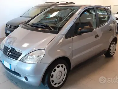 Usata Mercedes A140 Classic 82 CV (60 kW) 2000 Grigio Utilitaria