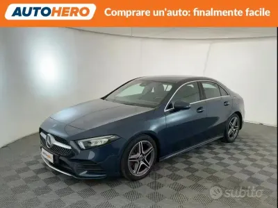 Usata Mercedes A180 AMG line 116 CV (85 kW) 2021 Blu Berlina