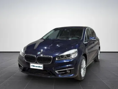Usata BMW 216 Active Tourer Luxury Line 116 CV (85 kW) 2018 Blu Monovolume