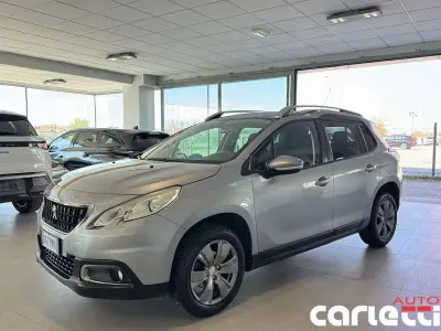 Usata Peugeot 2008 Active 75 CV (55 kW) 2016 Grigio SUV