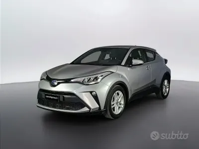 Usata Toyota C-HR Business Edition 122 CV (89 kW) 2022 Argento SUV