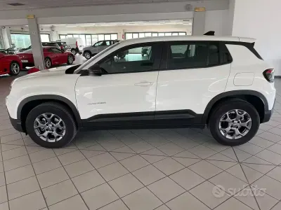 Usata Jeep Avenger Altitude 101 CV (74 kW) 2023 Bianco SUV