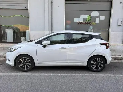 Usata Nissan Micra 71 CV (52 kW) 2017 Bianco Utilitaria