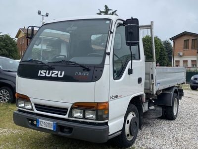 Isuzu Midi