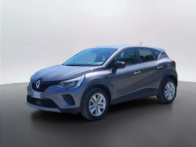 Usata Renault Captur Equilibre 101 CV (74 kW) 2023 Grigio SUV