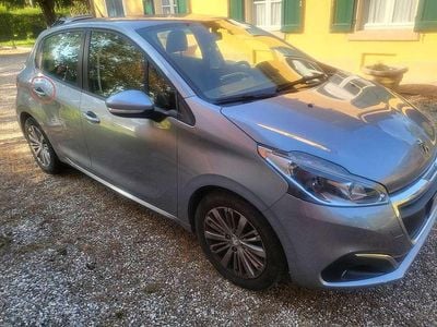 Grigio Usata 2019 Peugeot 208 Active Utilitaria | 8400 € (Ottimo prezzo)
