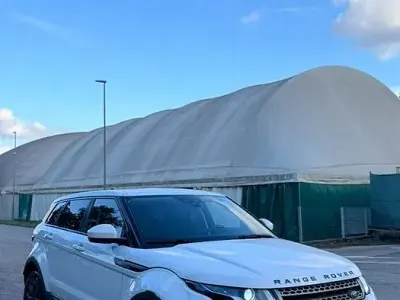 Usata Land Rover Range Rover evoque 150 CV (110 kW) 2016 Bianco SUV