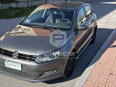 Usata VW Polo Trendline 75 CV (55 kW) 2014 Grigio Utilitaria
