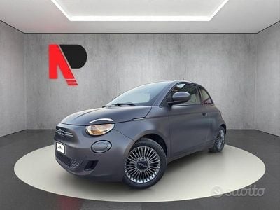 Usata Fiat 500e Icon 42 kW (58 CV) 2021 Grigio Berlina