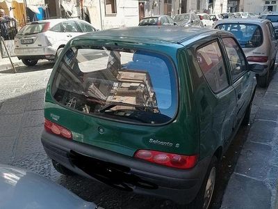 Usata Fiat 600 68 CV (50 kW) 2002 Verde Berlina