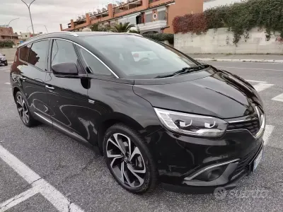 Usata Renault Grand Scénic IV Bose Edition 110 CV (80 kW) 2017 Nero Monovolume