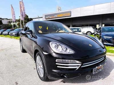 Usata Porsche Cayenne Platinum Edition 250 CV (183 kW) 2014 Nero SUV