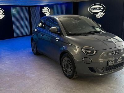 Usata Fiat 500e Icon 86 kW (118 CV) 2024 Grigio Berlina