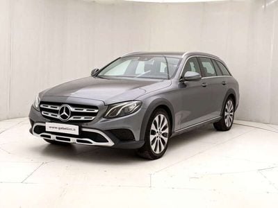 Grigio scuro Usata 2017 Mercedes E220 All-Terrain Business Station wagon | 26.900 € (Molto cara)