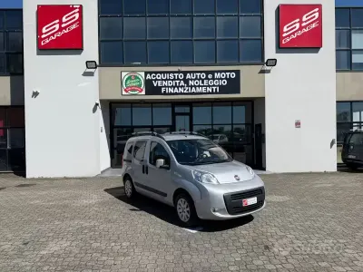 Käytetty Fiat Qubo Dynamic 77 HP (56 kW) 2013 Harmaa Tila-auto