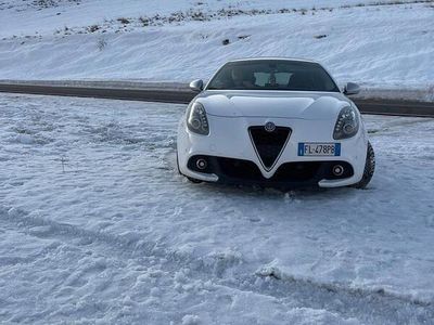 Bianco Usata 2017 Alfa Romeo Giulietta Utilitaria | 9000 € (Buon prezzo)