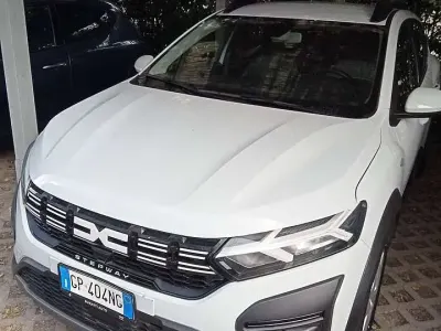 Usata Dacia Sandero Expression 101 CV (74 kW) 2023 Bianco Berlina