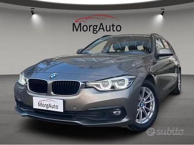 Begagnad BMW 318 Comfort Edition 150 HK (110 kW) 2018 Grå Kombi
