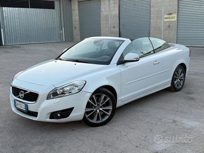 Usata Volvo C70 150 CV (110 kW) 2011 Bianco Cabrio