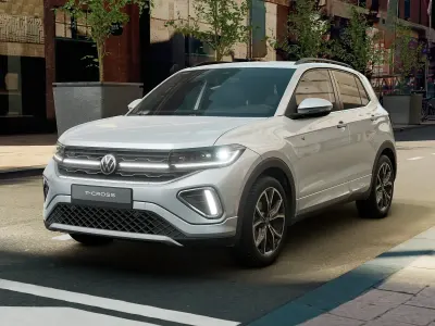 Neu VW T-Cross R-line Plus 115 PS (84 kW) 2026 Silber SUV