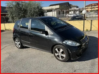 Usata Mercedes A180 109 CV (80 kW) 2007 Nero Utilitaria