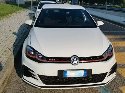 Usata VW Golf VII GTI 245 CV (180 kW) 2019 Berlina