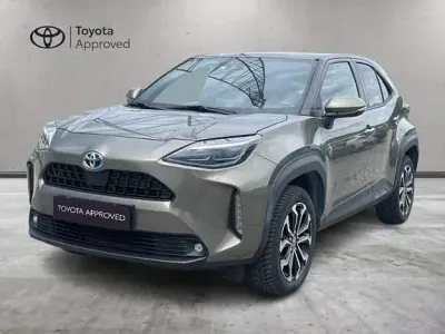 Usata Toyota Yaris Cross Trend 92 CV (67 kW) 2022 Grigio SUV