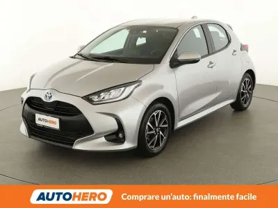 Usata Toyota Yaris Trend 92 CV (67 kW) 2023 Grigio Utilitaria