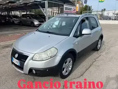 Usata Fiat Sedici Dynamic 120 CV (88 kW) 2006 Grigio SUV