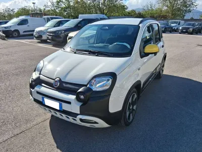 Usata Fiat Panda Cross Cross 69 CV (50 kW) 2025 Bianco Utilitaria