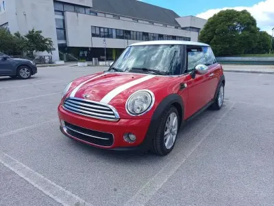 Usata Mini Cooper D 111 CV (81 kW) 2011 Rosso Utilitaria