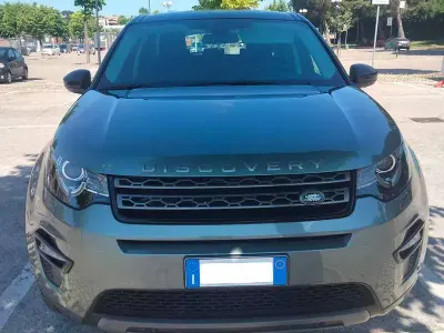 Usata Land Rover Discovery Sport SE 180 CV (132 kW) 2018 Verde SUV