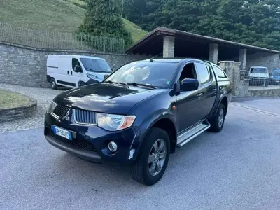 Usata Mitsubishi L200
