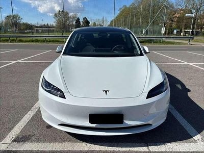 Usata Tesla Model 3 RWD 88 kW (120 CV) 2025 Bianco Berlina