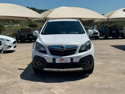Usata Opel Mokka Cosmo 131 CV (96 kW) 2014 Bianco SUV
