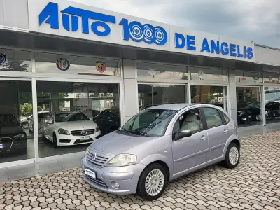 Usata Citroën C3 Exclusive 90 CV (66 kW) 2003 Viola Berlina
