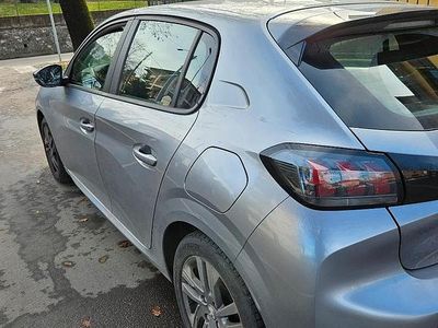 Usata Peugeot 208 75 CV (55 kW) 2022 Grigio Utilitaria