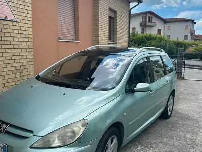 Gebraucht Peugeot 307 90 PS (66 kW) 2003 Grün Kombi