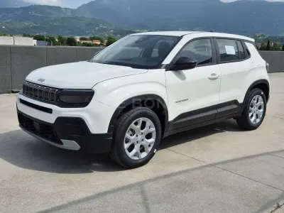 Nuova Jeep Avenger Altitude 101 CV (74 kW) 2025 Snow SUV