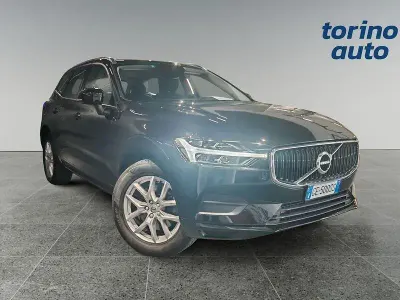 Usata Volvo XC60 Momentum 190 CV (139 kW) 2021 Nero SUV