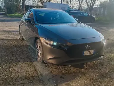 Usata Mazda 3 Evolve 116 CV (85 kW) 2021 Grigio Berlina