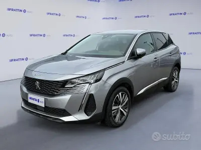 Usata Peugeot 3008 Allure 131 CV (96 kW) 2021 Grigio scuro SUV