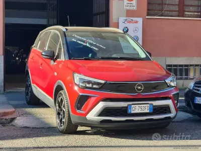 Usata Opel Crossland Ultimate 110 CV (80 kW) 2021 Rosso SUV