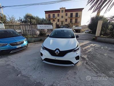 Usata Renault Captur Zen 91 CV (66 kW) 2022 Bianco SUV