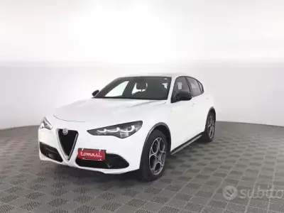 Usata Alfa Romeo Stelvio Ti 209 CV (153 kW) 2023 Bianco SUV