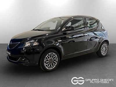 Usata Lancia Ypsilon Gold 69 CV (50 kW) 2022 Nero nero Utilitaria